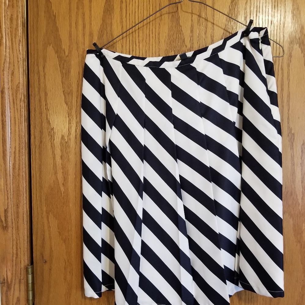 Pleated skirt